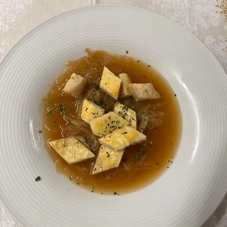 Πανσιόν & 