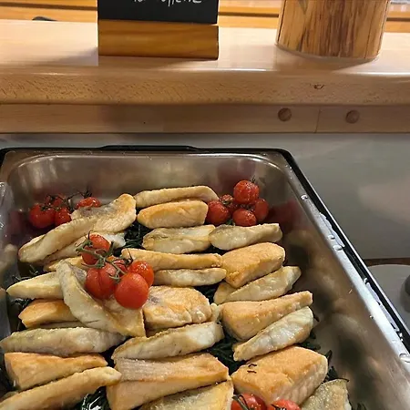 Πανσιόν & 